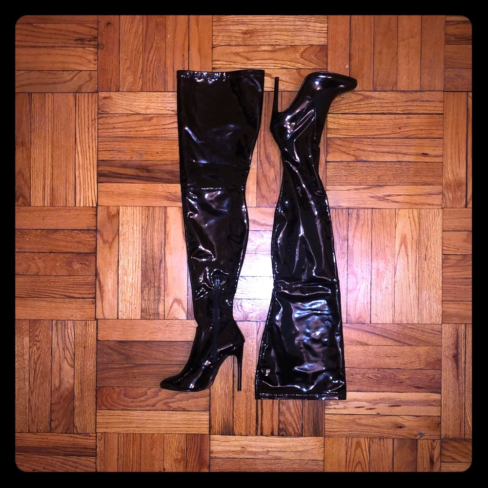 MISSGUIDED Black Vinyl Thigh High Boots